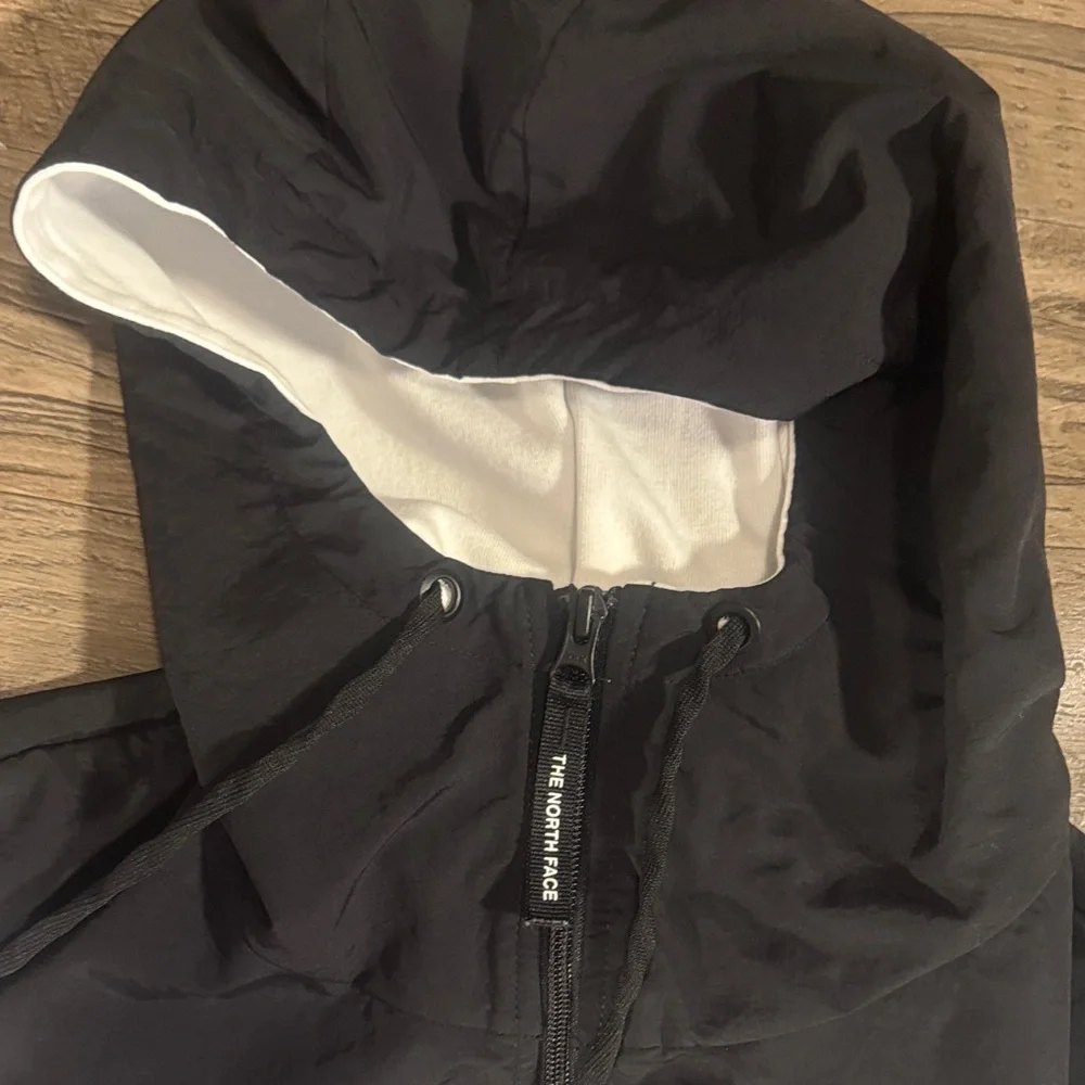 The North Face Men's Black and White Windbreaker - Size S
